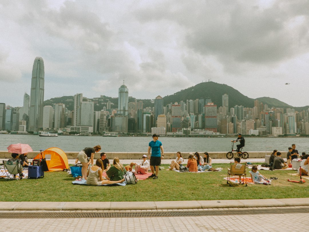Entdecke die Geschichte des Kowloon Walled City Parks - Kowloon City | Secret World Trip Planner