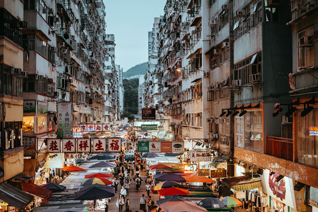 Explore Hong Kong's Ladies' Market — Mong Kok
