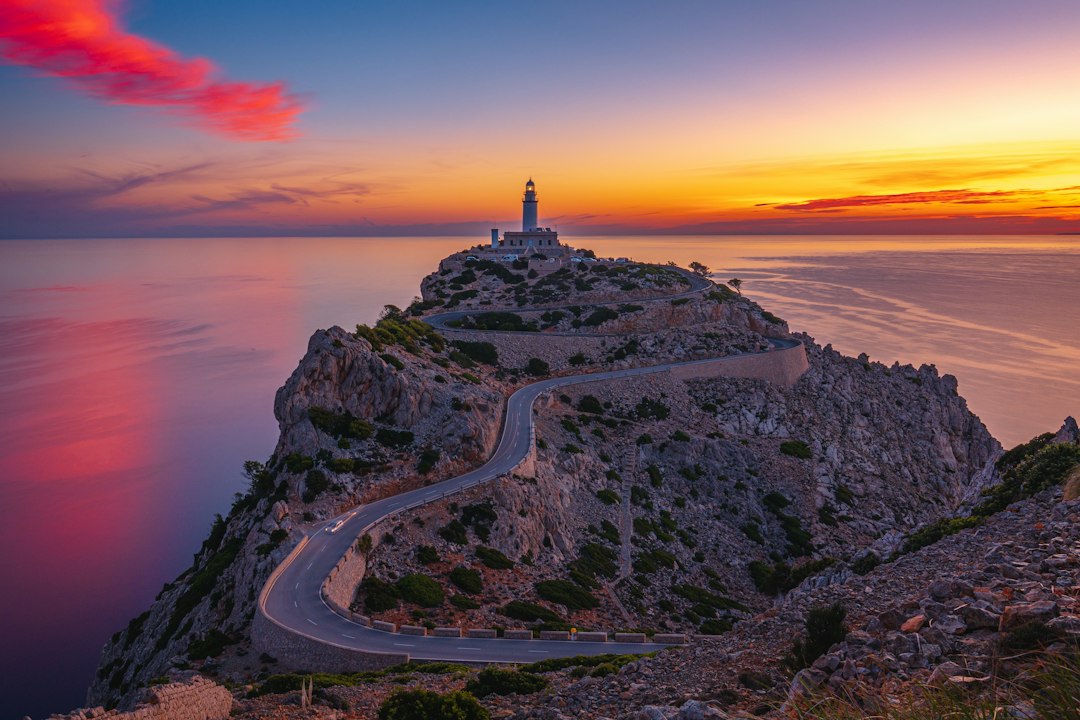 Faro de Cap Formentor: Das Ende von Mallorca - 07460 | Secret World Trip Planner