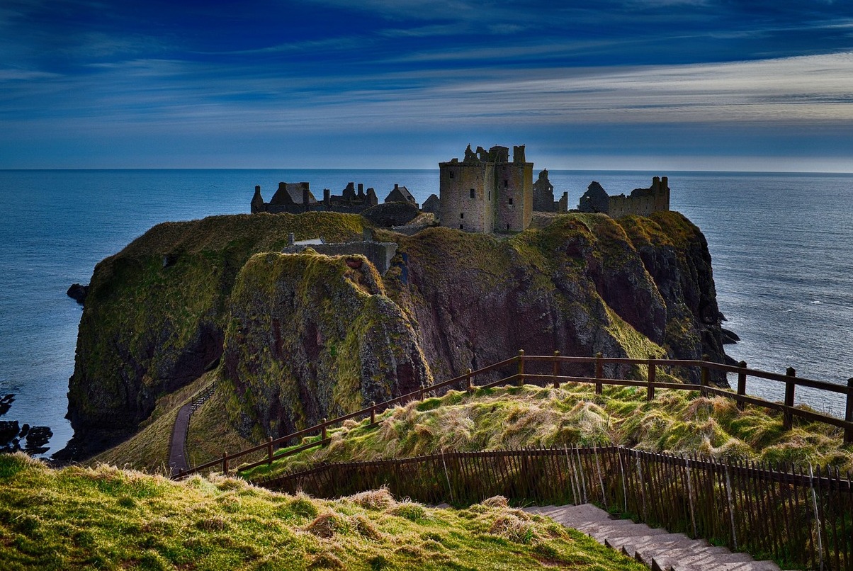 Aberdeen (‘the mouth of the Dee’ in Scots Gaelic) - Aberdeen | Secret World Trip Planner