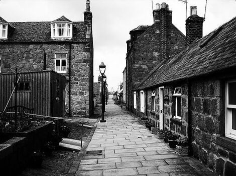 Aberdeen and its colourful Fisherman's Village — Pocra Quay