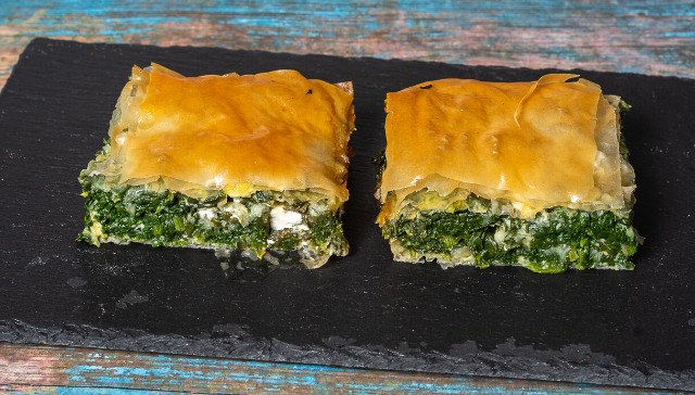 Greek Spanakopita - Atene | Secret World Trip Planner