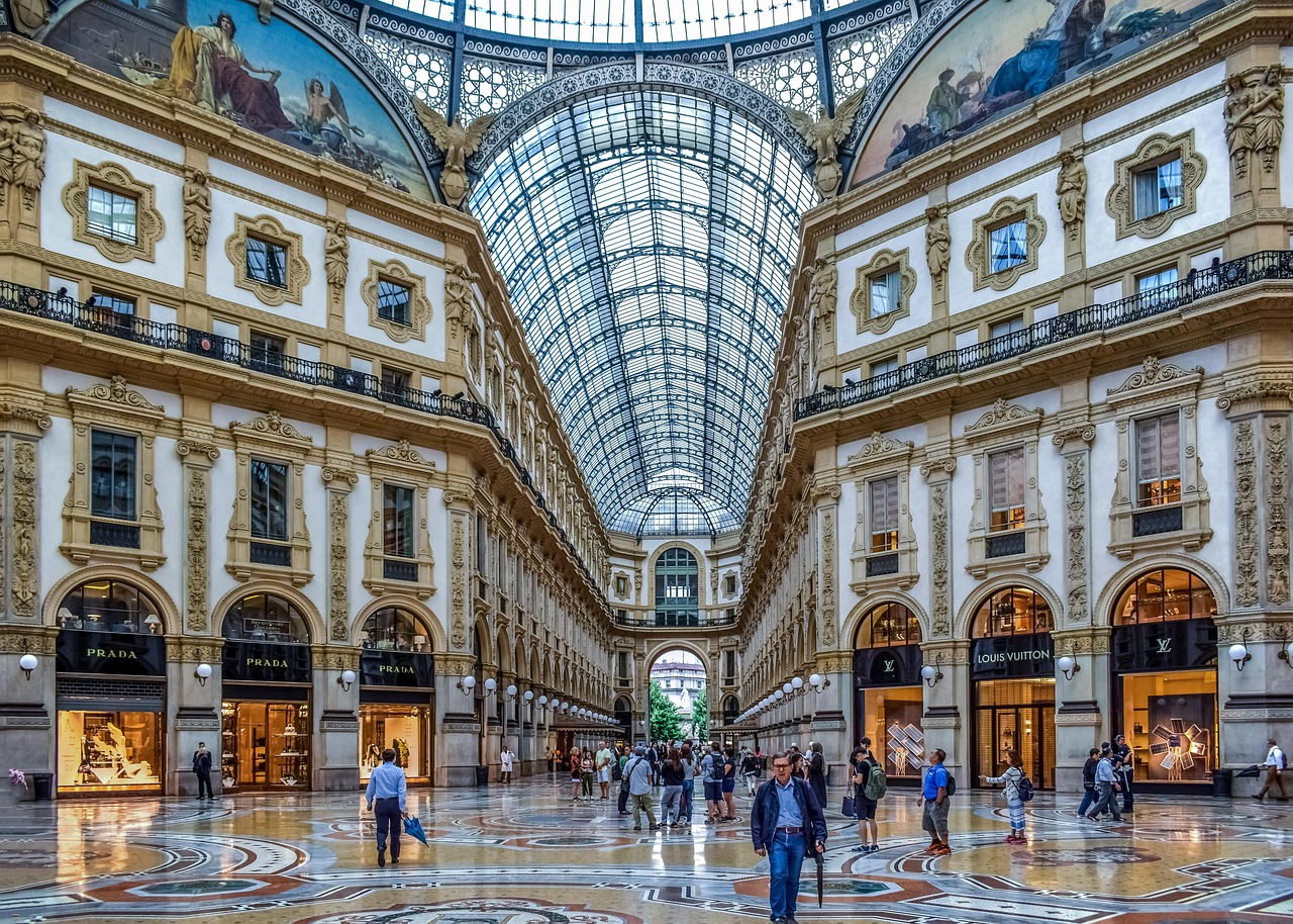 Milan | Galleria Vittorio Emanuele II - Milano | Secret World Trip Planner