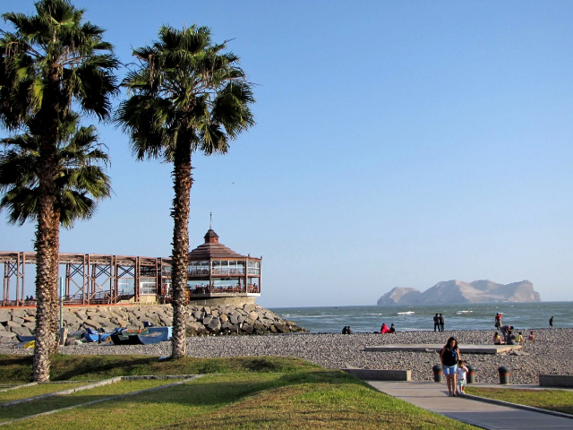 Strand Chucuito - Callao | Secret World Trip Planner