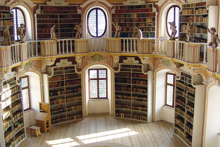 Museum der Stadt Füssen,Monastery of St. Mang — Füssen