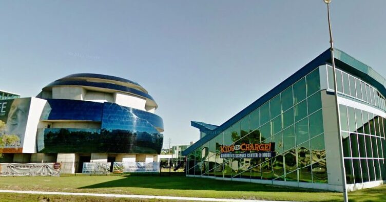 Das Museum für Wissenschaft und Industrie (MOSI) — Tampa