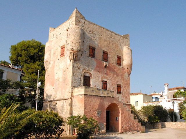 Turm von Markellos - Aegina | Secret World Trip Planner