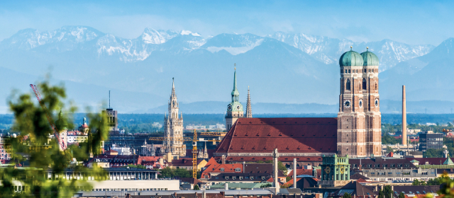 செயின்ட் மேரி கதீட்ரல் - München | Secret World Trip Planner