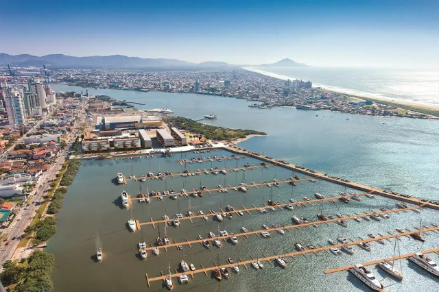 Yachthafen Itajaí — Itajaí - SC
