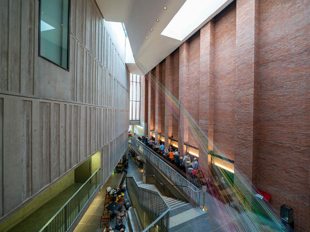 Das MAC (Metropolitan Arts Centre) - West | Secret World Trip Planner