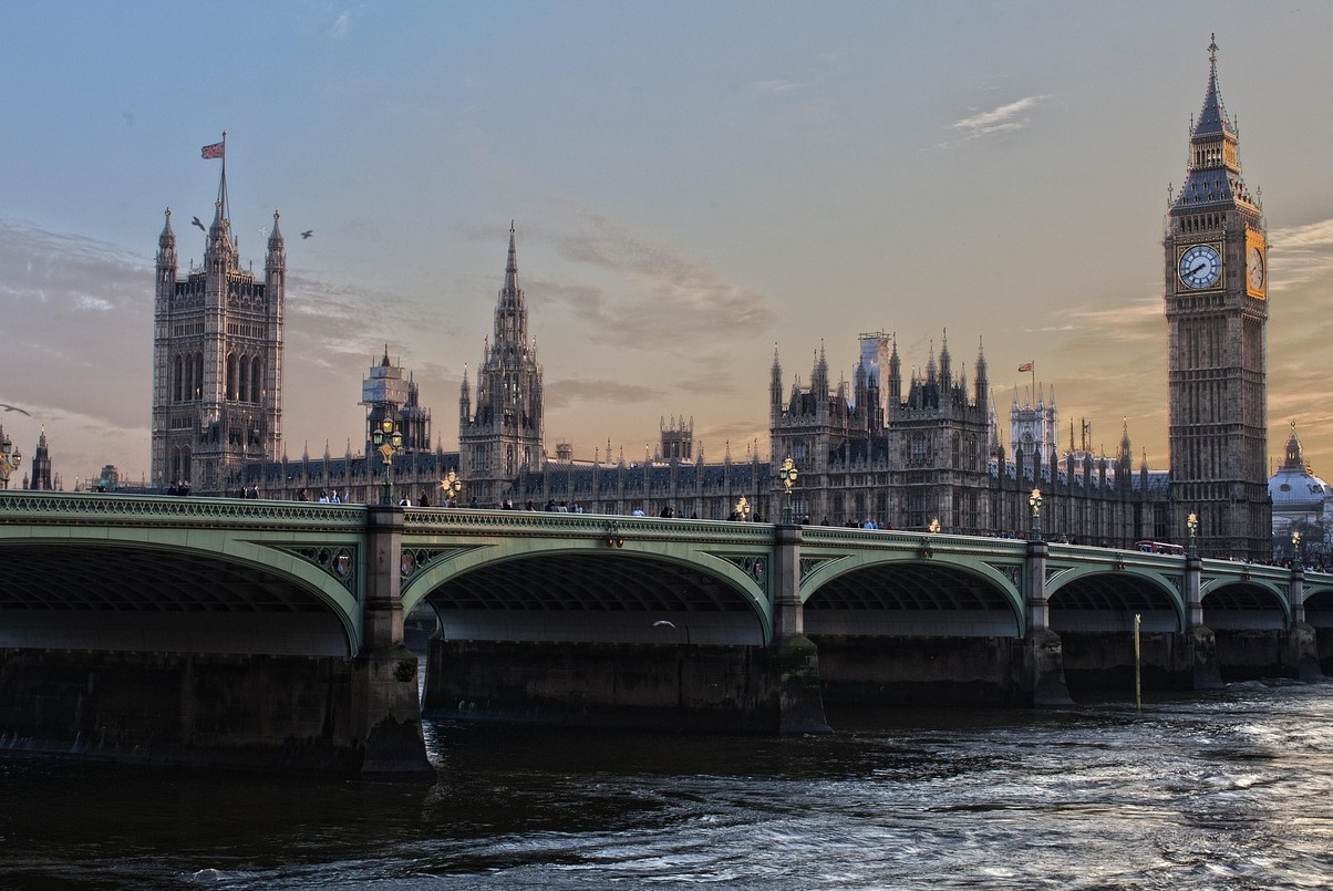 Big Ben: die größte Glocke im Uhrturm - Londra | Secret World Trip Planner