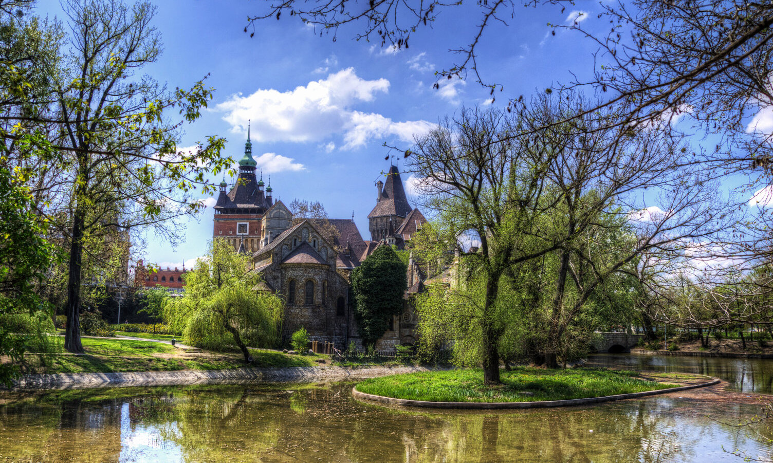 Varosliget-Park - Die malerischste Ecke der Natur in Budapest — Budapest
