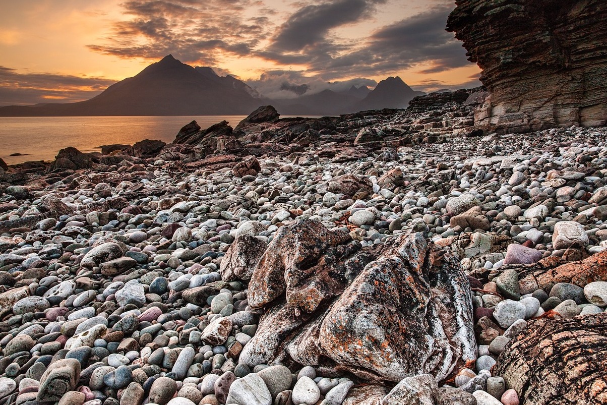 Die Isle of Skye und ihre magischen Feenpools - Glenbrittle | Secret World Trip Planner