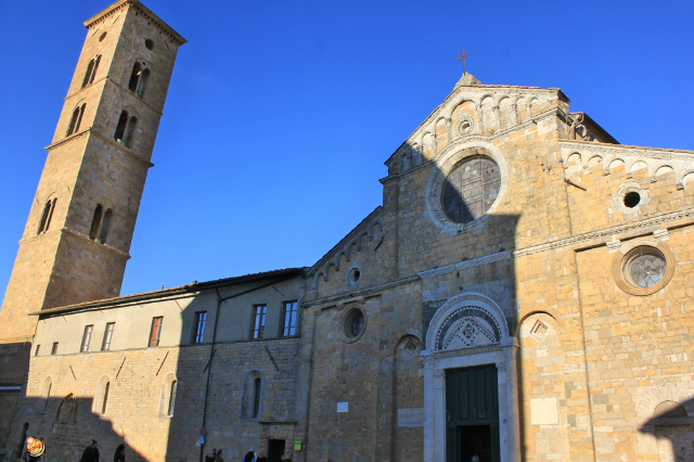વોલ્ટેરાના કેથેડ્રલ - Volterra | Secret World Trip Planner