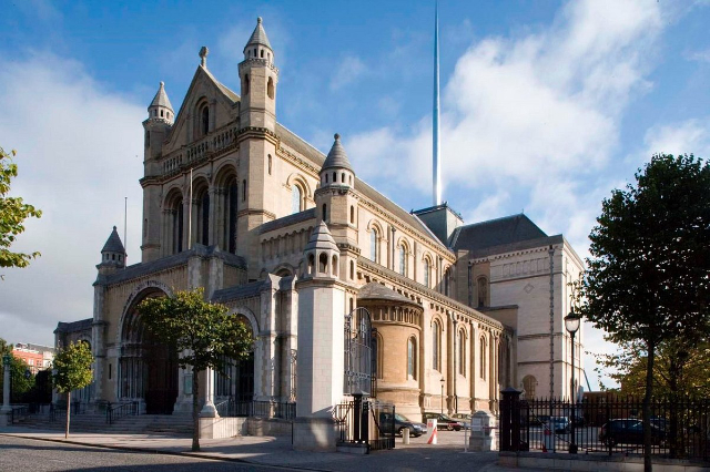 St. Anna-Kathedrale — Donegall St