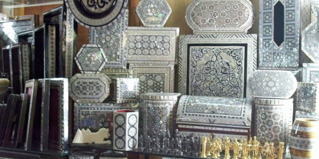 Handicraft products to buy - Al Labban | Secret World Trip Planner