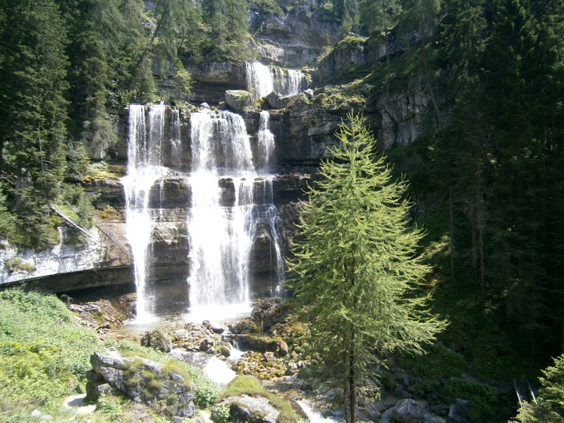 Wasserfälle von Vallesinella - Madonna di Campiglio | Secret World Trip Planner