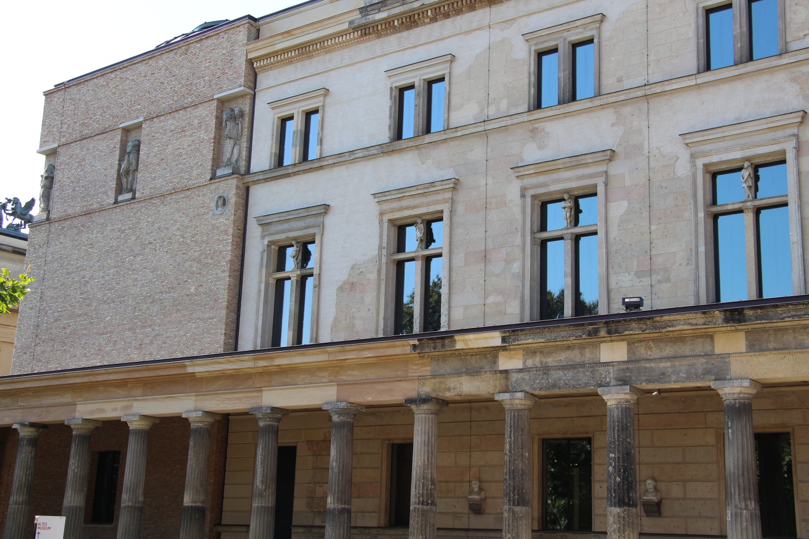 Neues Museum i Berlin - Berlin | Secret World Trip Planner
