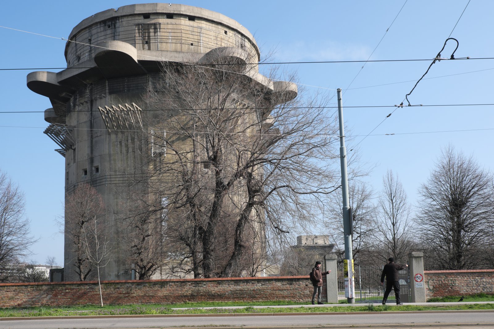 Gefechtsturm ist ein Flakturm (Flaktürme) - Wien | Secret World Trip Planner
