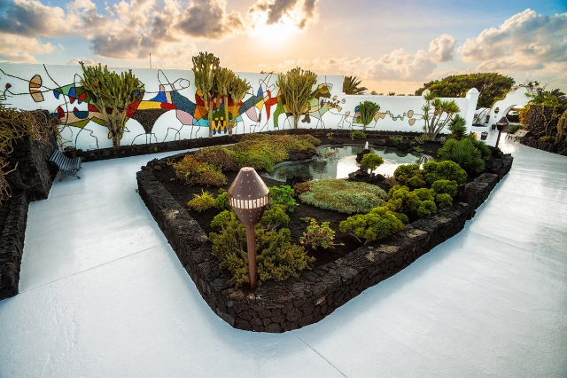 César Manrique Stiftung - Tahiche | Secret World Trip Planner