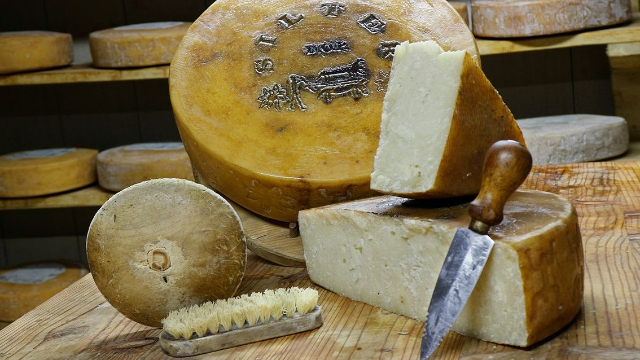 Silter, Käse mit g.U. — Ponte di Legno