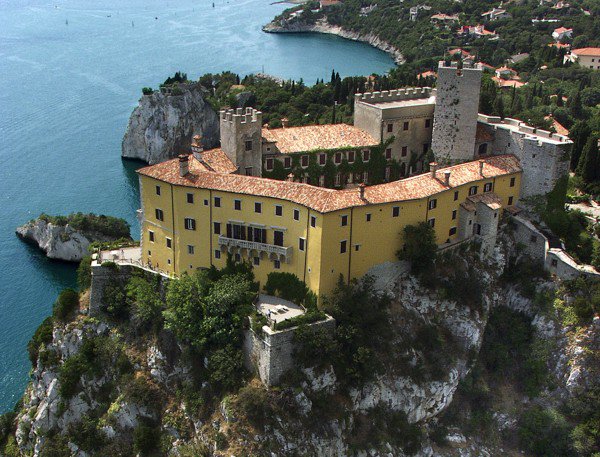 Schloss Duino - Duino | Secret World Trip Planner
