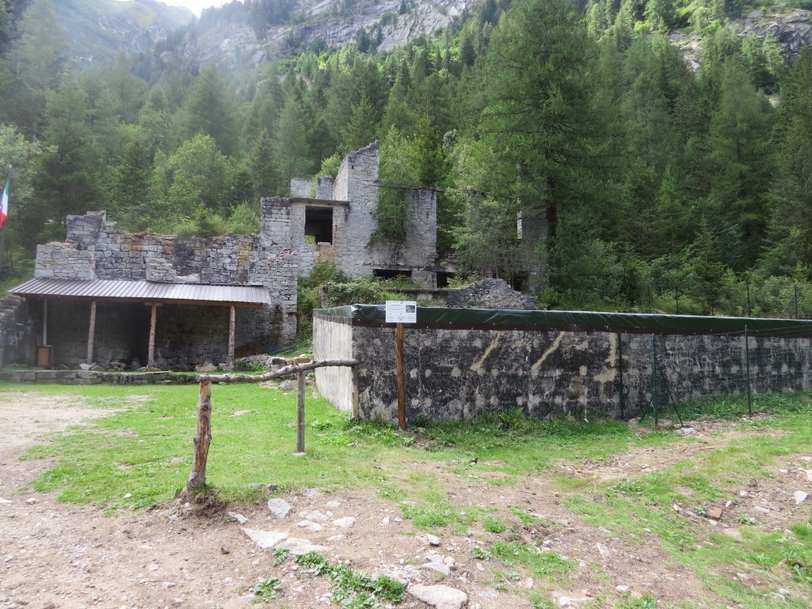 Fairy Lake und Crocette - Lago delle Fate | Secret World Trip Planner