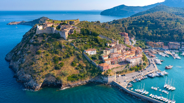 സ്പാനിഷ് കോട്ട - Porto Ercole | Secret World Trip Planner