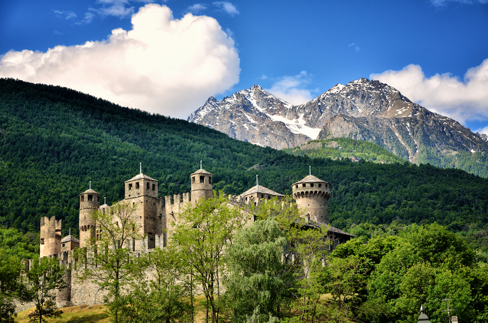 Schloss Fenis - Fénis | Secret World Trip Planner