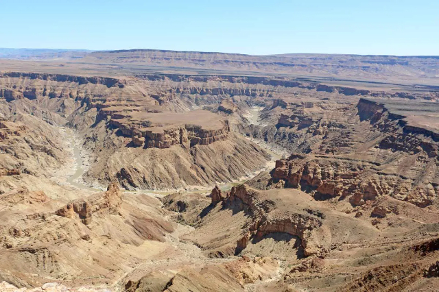 Il Fischfluss-Schlucht — Fish River Canyon