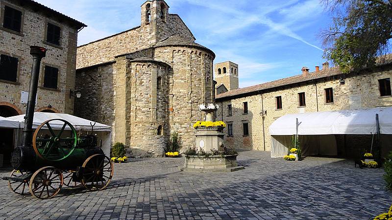 San Leo an enchanted village - San Leo | Secret World Trip Planner