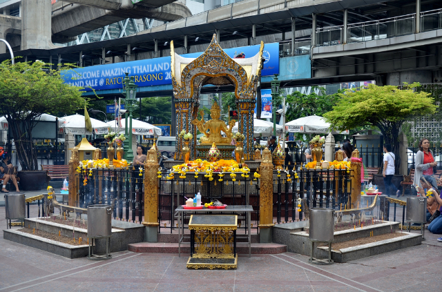 Erawan-Schrein - Khet Pathum Wan | Secret World Trip Planner