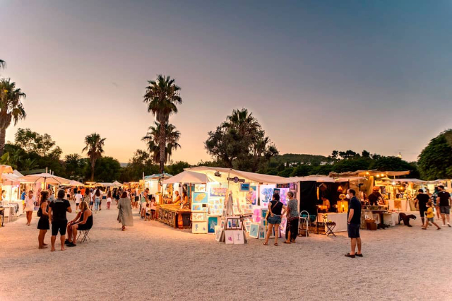 Mercat de las Dalias, der Hippiemarkt von Ibiza — San Carlos