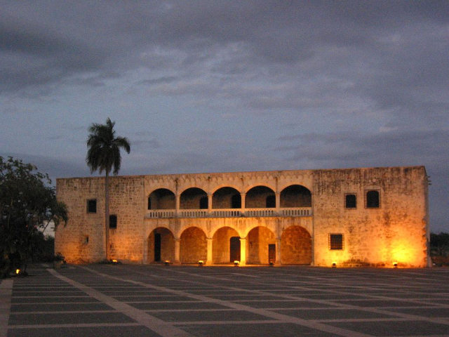 ALCÁZAR DE COLÓN — Santo Domingo