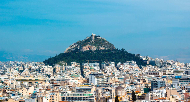 Esplorare la collina di Licabetto: Una gemma nascosta di Atene - Athina | Secret World Trip Planner