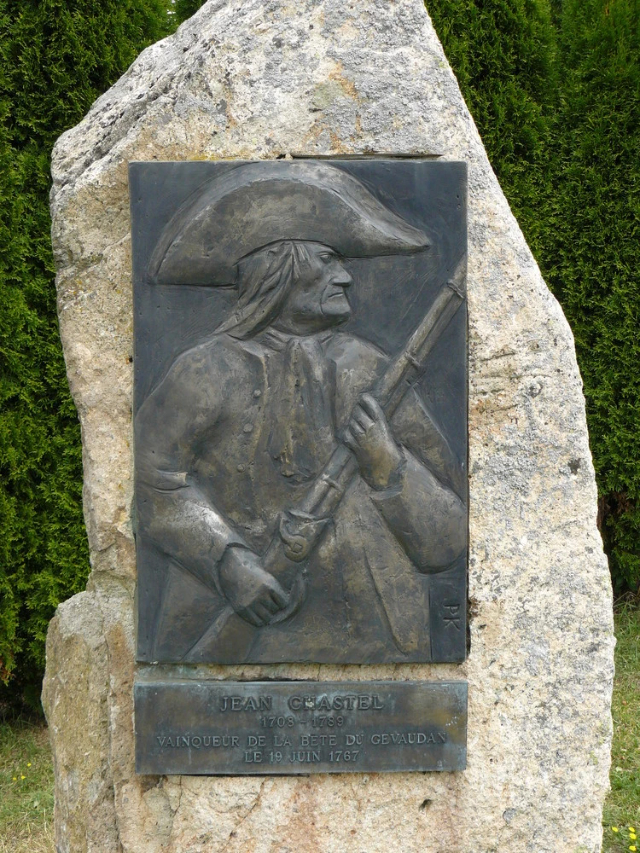 Denkmal für Jean Chastel - La Besseyre-Saint-Mary | Secret World Trip Planner