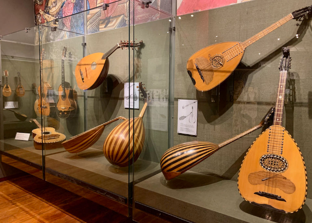 Museo degli strumenti musicali popolari greci - Athina | Secret World Trip Planner