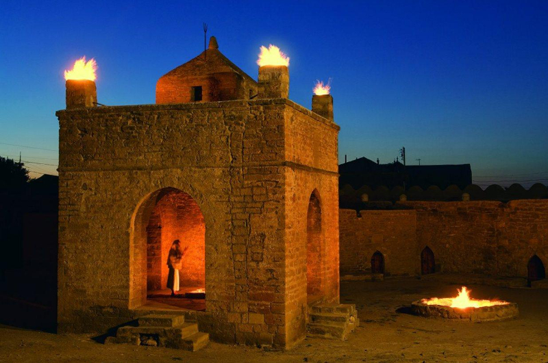 Ateshgah, the Fire Temple of Baku - Tazeh Kand-e-Nosrat Abad | Secret World Trip Planner