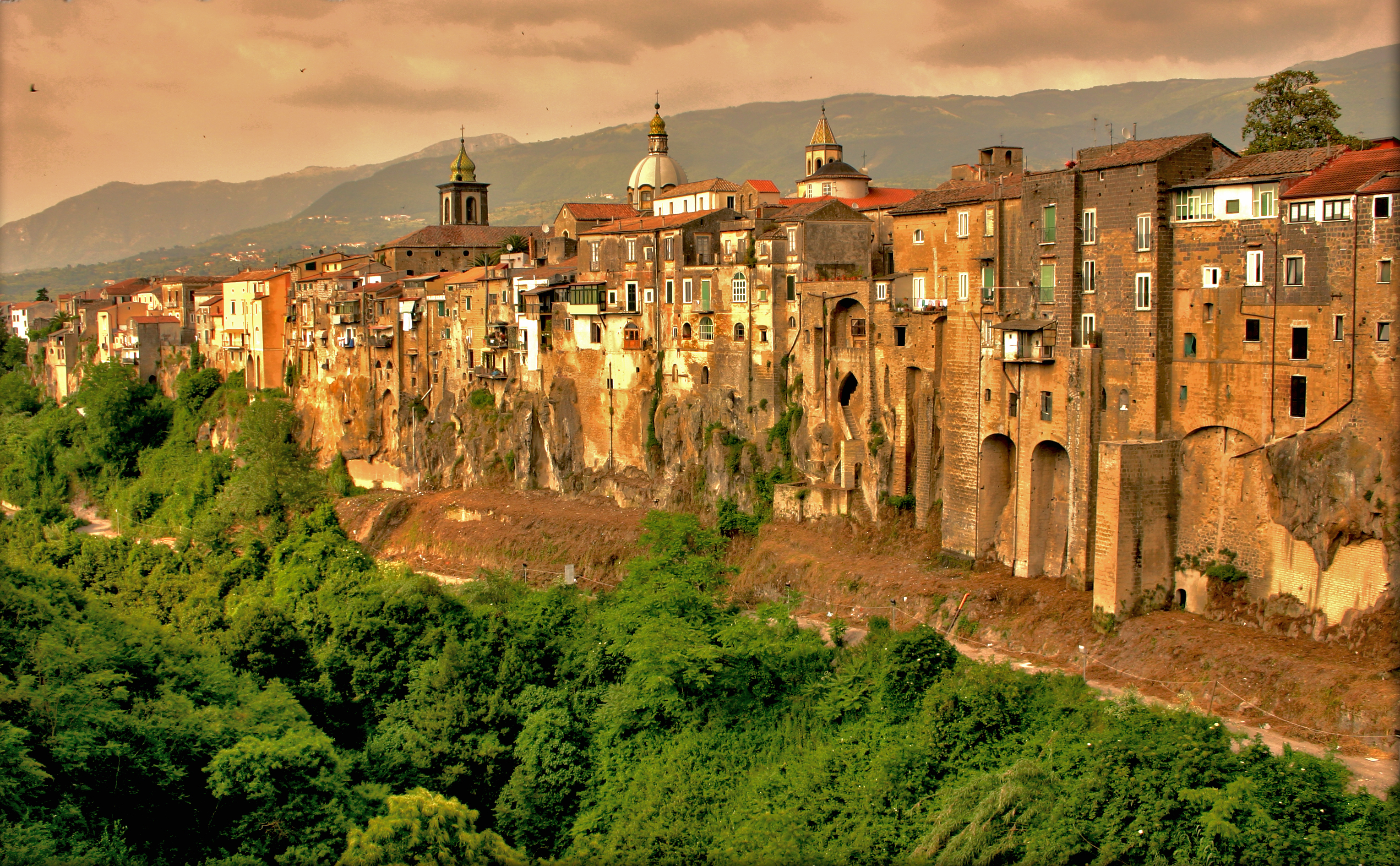 Sant'Agata de' Goti - Sant'Agata Dé Goti | Secret World Trip Planner