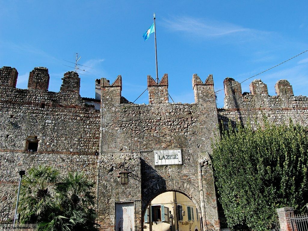 Lazise - Verona | Secret World Trip Planner