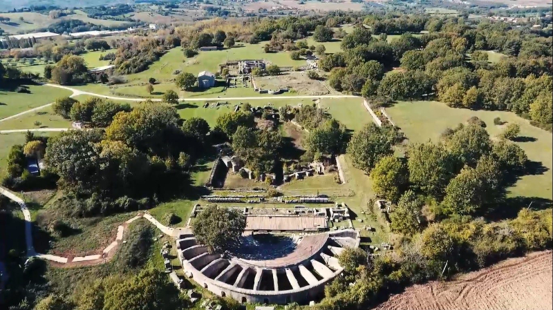 Archäologische Stätte von Carsulae - Ussel | Secret World Trip Planner