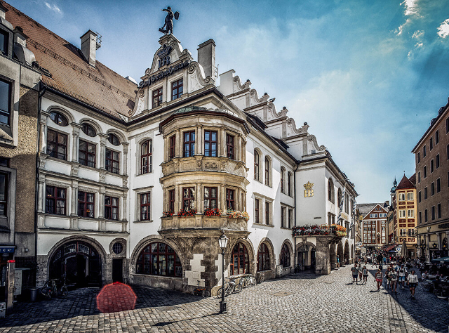 Hofbrauhaus - München | Secret World Trip Planner