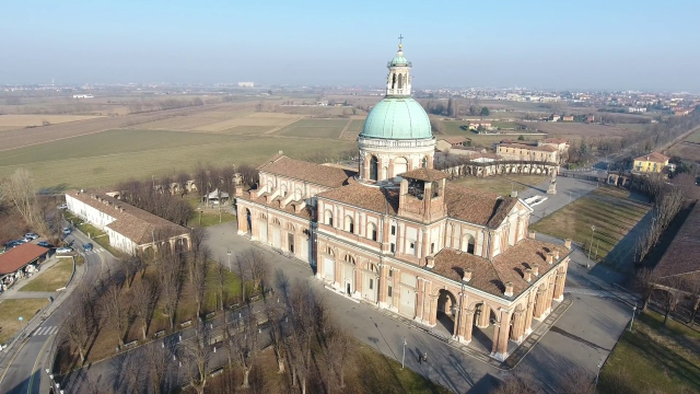 Wallfahrtskirche Santa Maria del Fonte in Caravaggio — Santuario di Caravaggio