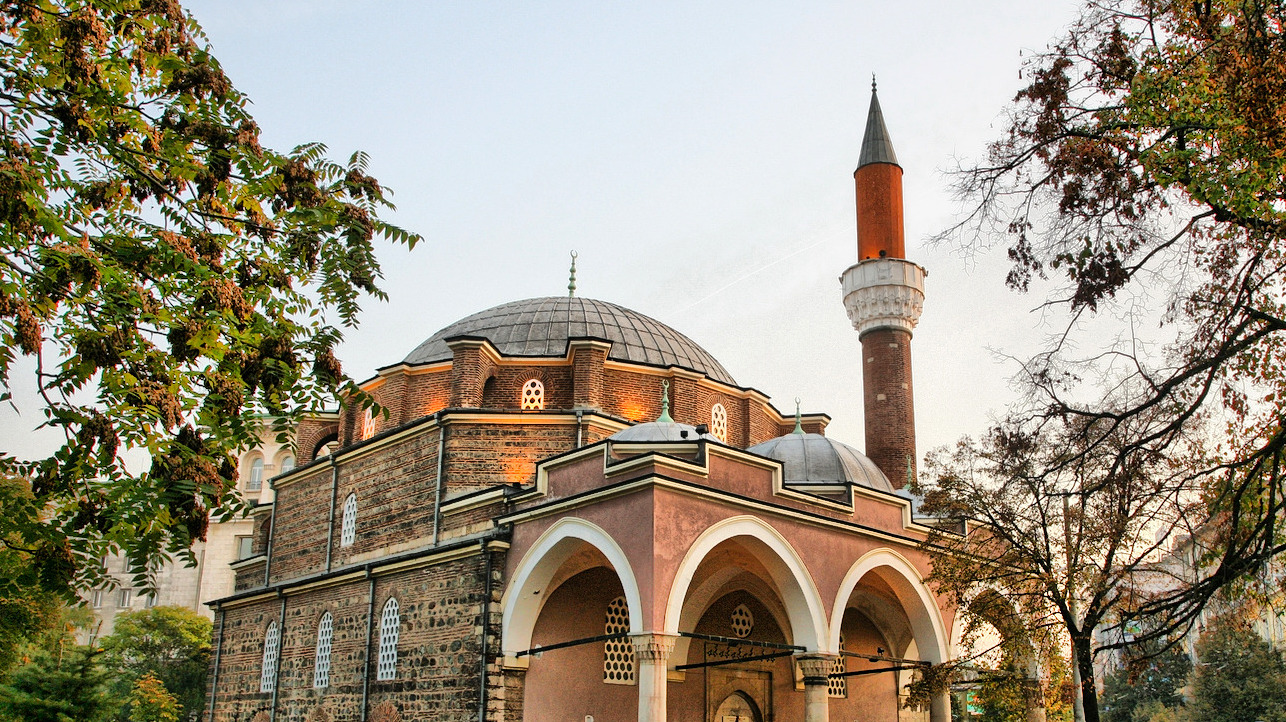 Bulgaria: Kodi Seyfullah Efendi Camii ( Banya Bashi Mosque ) — Sofia