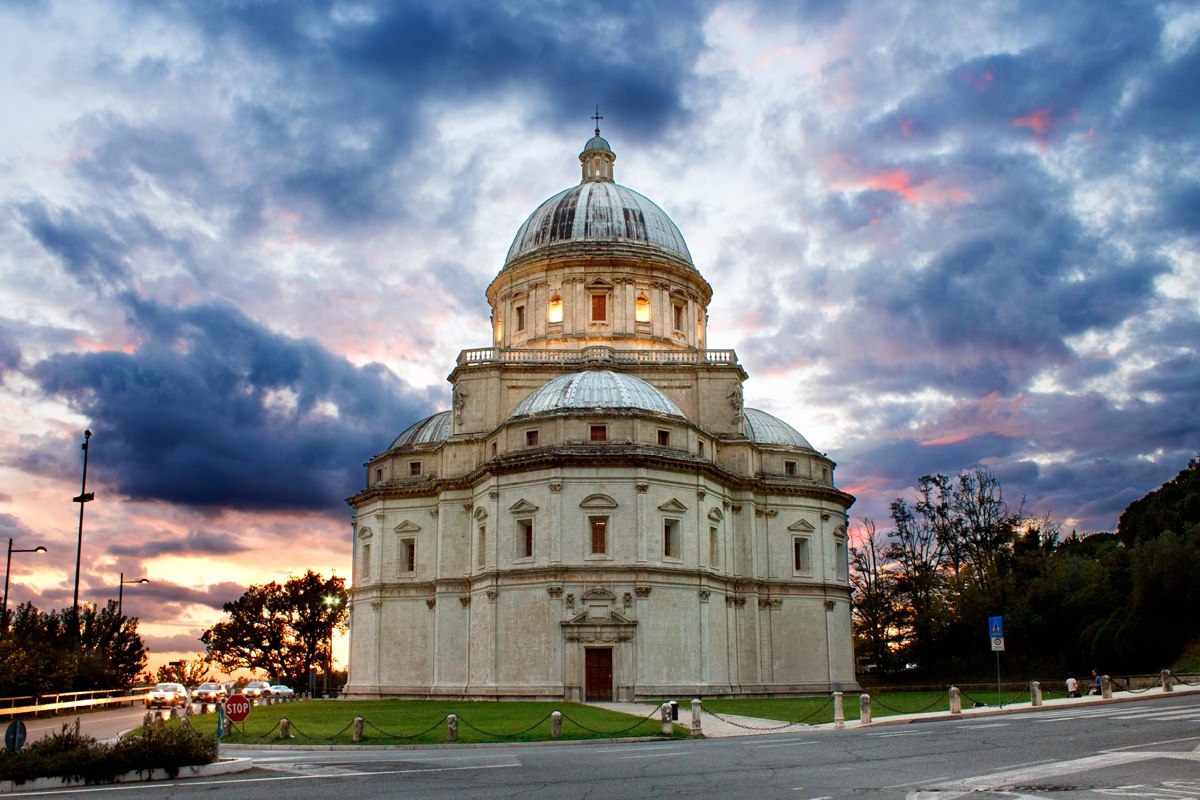 Tempel der Santa Maria della Consolazione - Todi | Secret World Trip Planner