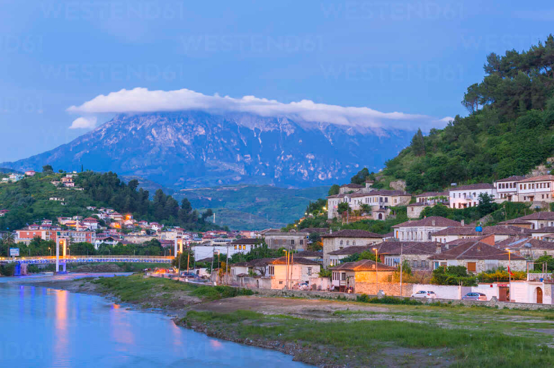 Stadt Gewicht - Distretto di Berat | Secret World Trip Planner