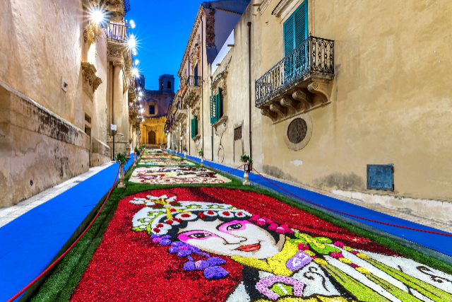 Frühlingsbarock oder Noto Flower Festival - Noto | Secret World Trip Planner