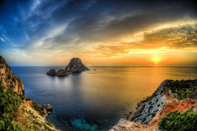 Es Vedrà und die Legende von Atlantis - Es Vedrà | Secret World Trip Planner