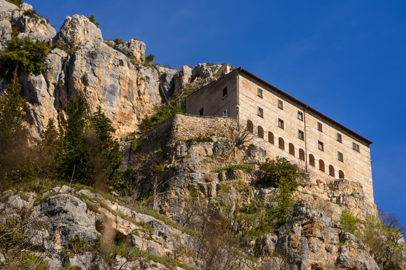 Einsiedelei von sant'onofrio al morrone - Palma Campania | Secret World Trip Planner