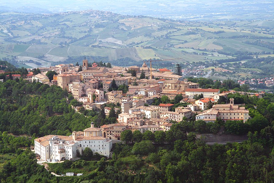 Gusjenice - Cingoli | Secret World Trip Planner